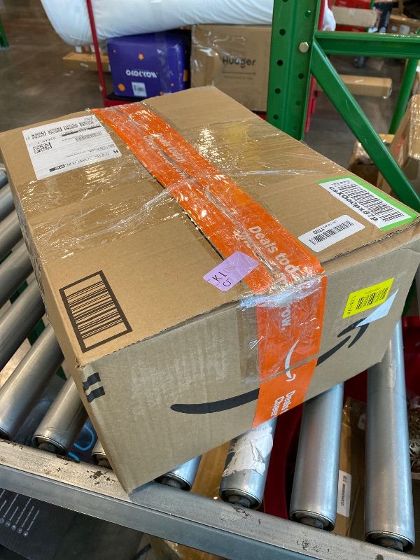 Photo 1 of *USED*
King Gray Blanket with pillow case