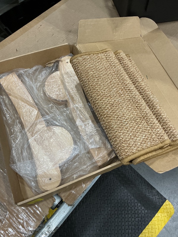 Photo 1 of ***SEE CLERK COMMENTS*** Cat Scratcher Lounge