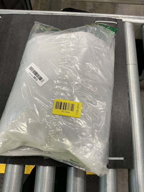 Photo 1 of *USED*
Sun Zero Oslo Theater Grade Extreme Total Blackout Rod Pocket Curtain Panel, 52" x 84", Pearl