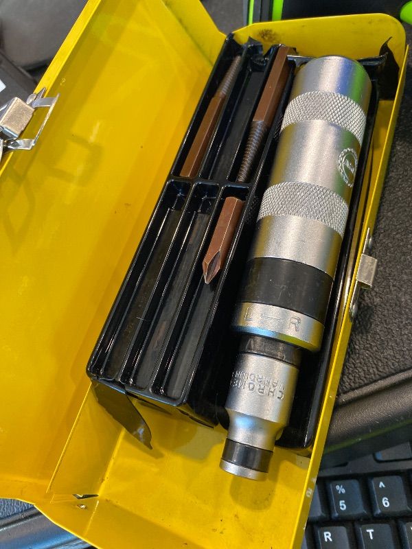 Photo 1 of *USED*
AKM 1/2" Hand Manual Reversible Impact Driver Set Extractor-12 PCS Impact Screwdriver S2 Steel Much More Durable Disengage Rusted Fasteners or Frozen Bolts