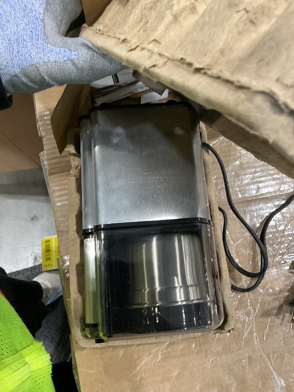 Photo 1 of *UNTESTED*
Cuisinart DCG-12BC Grind Central Coffee Grinder, Blade, Silver