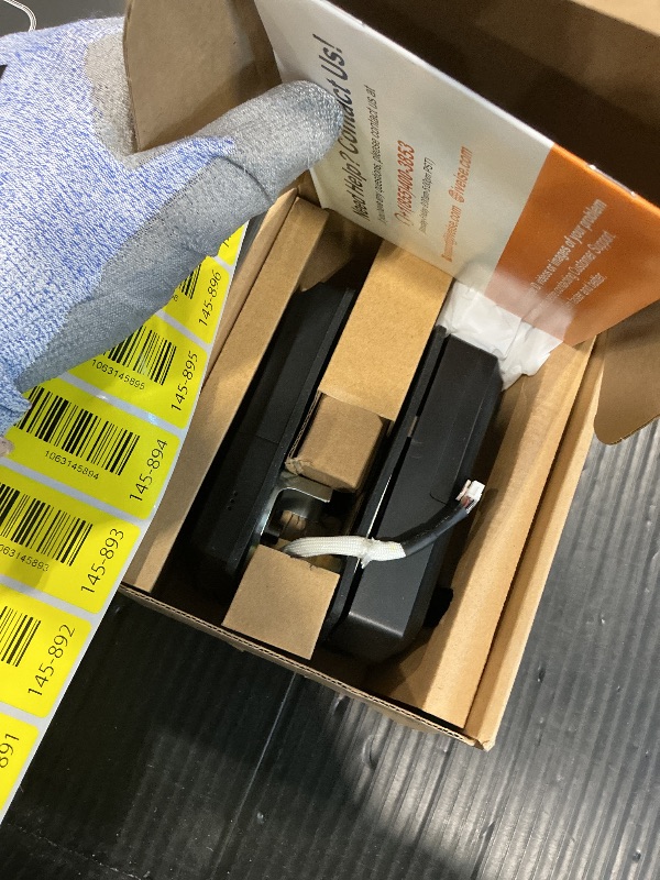 Photo 1 of *MINOR DAMAGE - USED*
Veise VE017 Fingerprint Smart Door Lock, App Control, 8-in-1 Keyless Entry, Auto Lock, Emergency Power Port, Electronic Touchscreen Keypad, Biometric Smart Locks for Front Door, Matte Black