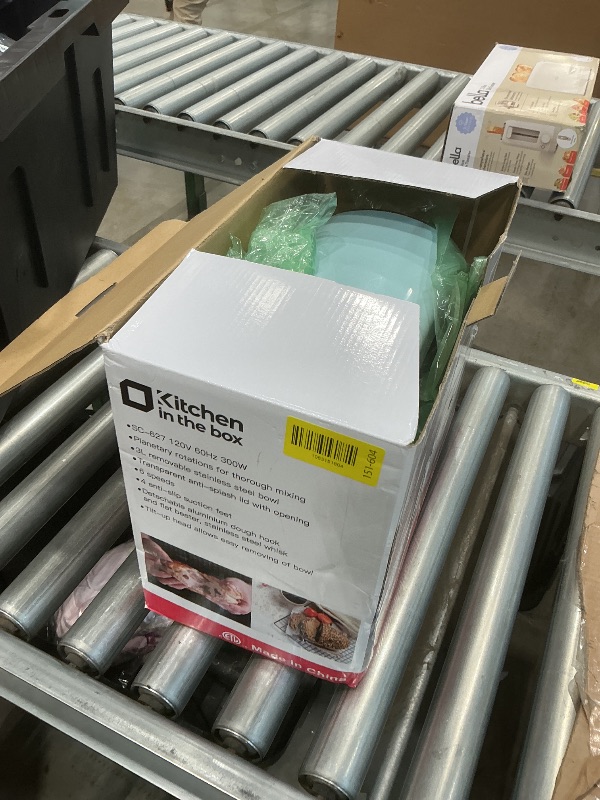 Photo 1 of *MINOR DAMAGE - USED*
Kitchen in the box Stand Mixer,3.2Qt Small Electric Food Mixer,6 Speeds Portable Lightweight Kitchen Mixer for Daily Use with Egg Whisk,Dough Hook,Flat Beater (Blue)