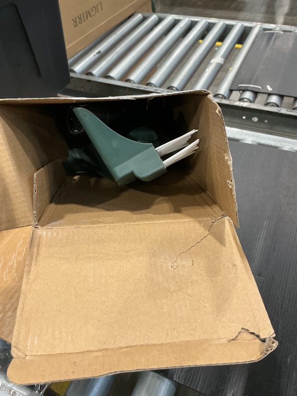 Photo 1 of *USED*
ORIENTOOLS Artificial Turf Rake, Curved Grass Rake with 4-Section Adjustable Steel Handle from 30" to 53", Hand Telescopic Brush, for Artificial Turf, Patios, Carpets, Pet Hairs and Garden Lawn Clean