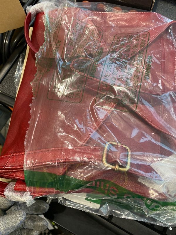 Photo 1 of **MINOR DAMAGE - USED**
Leather Flapover Crossbody Handbag Purse for Women with Adjustable Strap & Overflap Snap Closure Tote/Bag (Red Wash)