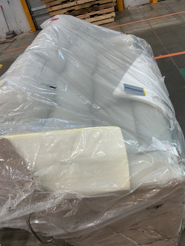 Photo 1 of *USED***MAJOR DAMAGE**
Signature Design by Ashley Mindanao Contemporary Power Reclining Sofa with Adjustable Headrest and Zero-Draw USB Charging, Leather, 21" Seat Height, Off White