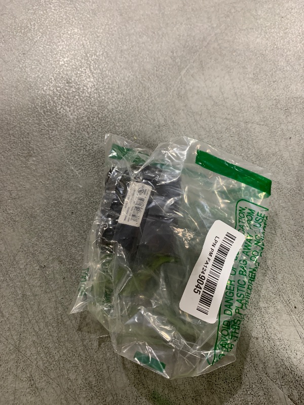 Photo 1 of 3/0-6AWG Insulated 3 Port Inline Splice Connector Black Wire Connectors,Allen Hex 7/32" Insulated Cable Connectors Pre-Loaded Oxide Inhibitors,UL Listed(1pcs)