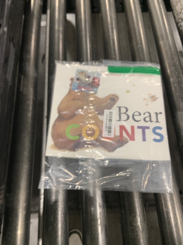 Photo 1 of 
Bear Counts (The Bear Books) Board book – Illustrated, July 4, 2017
