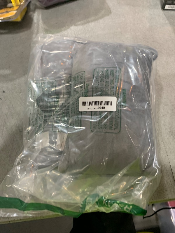 Photo 1 of 1 MIDDLE ONE 2 Pack Small Pillow, Memory Foam Mini Pillow 11 X 7 Inches for Travel, Sleeping, Nap and Neck, Knee, Lumbar Support, Tiny Cushion for Pet, Dogs (Grey)