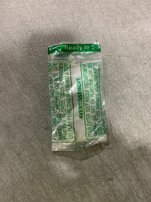 Photo 1 of 10 Pack Spring O Rings Round Carabiner Clip Key Ring Buckle Zinc Alloy Round Spring Snap Hooks for Keychain Keyring DIY Purse Handbag Chain Rings Clip Replacement (Silver)