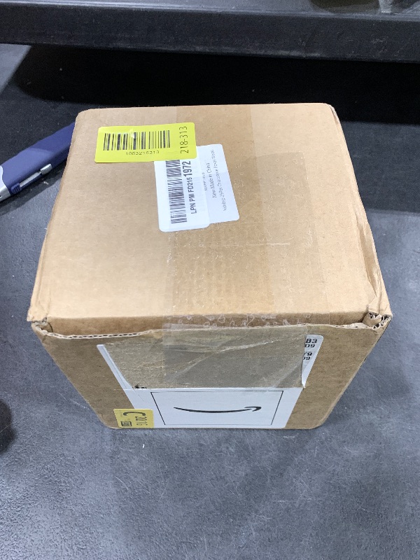 Photo 1 of 25 Pack Charcuterie Boxes with Clear Lids, Individual (Wood, 5 In) Small Paper Charcuterie Bakery To Go with Lid - Disposable Party Favor Boxes for Food, Sushi, Cookie, Cake Slice, Dessert, Sandwich