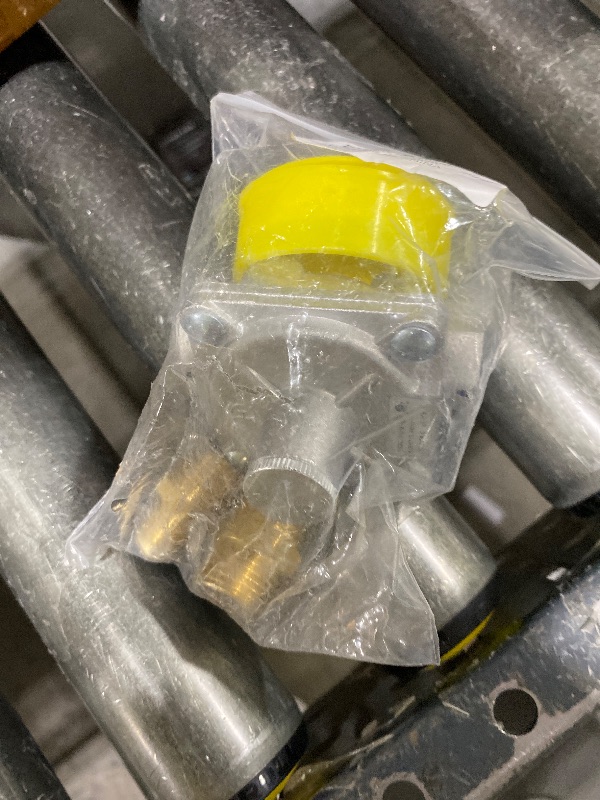 Photo 1 of 1/2" Natural Gas and Liquefied Interchange Pressure Regulator, Natural Gas Pressure Regulator with 2 Brass 1/2" NPT conversion adapter for NG/LPG Applications