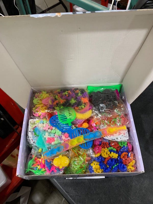 Photo 1 of 1000 Pcs Party Favors for Kids, Fidget Toys Bulk, Prizes for Kids, Fidget Stocking Stuffers Birthday Party Gifts, Carnival Treasure Classroom Prizes Box, Goodie Bag Stuffers, Birthday Party Toys