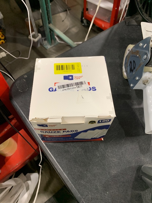 Photo 1 of 100pc Large Sterile Gauze Pads 4x4 Sterile for Wounds Bulk - 12ply Woven Gauze Sponges 4x4 Sterile - USP IV Breathable Mesh 4x4 Gauze Pads Sterile for Enhanced Absorption - First Aid Medical