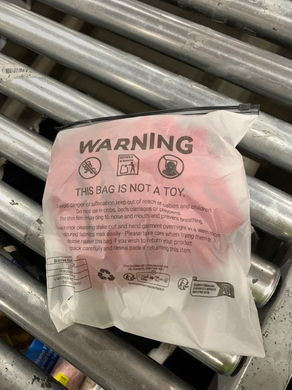 Photo 1 of 1 pleaded red skirt