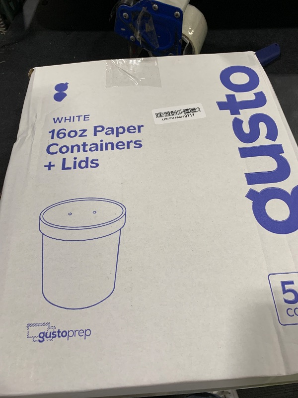Photo 1 of 16 oz. Paper Food Containers With Vented Lids, To Go Hot Soup Bowls, Disposable Ice Cream Cups, White