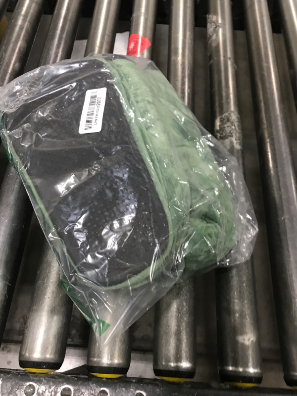 Photo 1 of Green Plush Monster Claw Slippers With Black Non-Slip Soles XL Size: xl