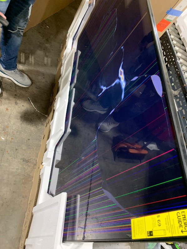 Photo 1 of Samsung 85-Inch Class QLED Q7F Series Samsung Vision AI Smart TV (2025 Model, 85Q7F) Quantum HDR, Object Tracking Sound Lite, Q4 AI Gen1 Processor, 4K upscaling, Gaming Hub, Alexa Built-in