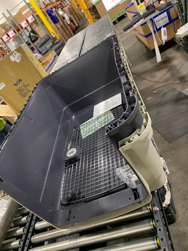 Photo 1 of Plastic Dog Kennel XXX-Large