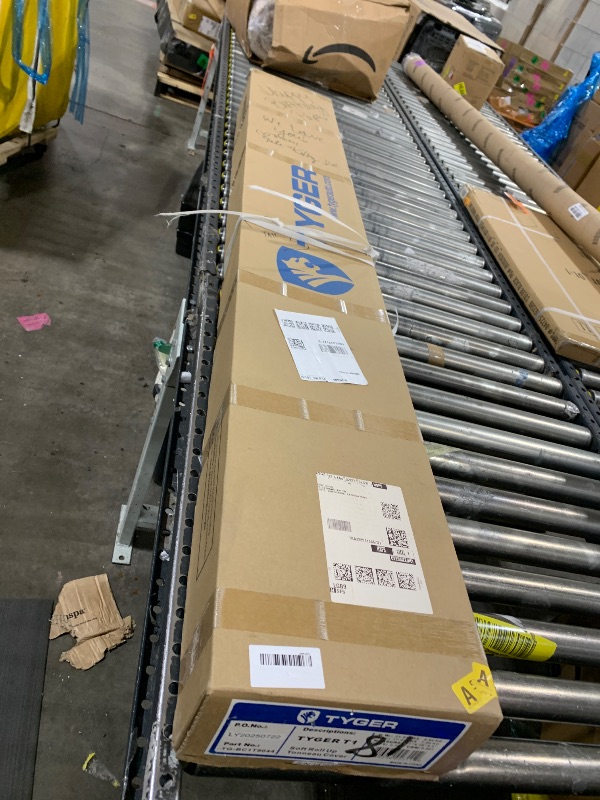 Photo 1 of Tyger Auto T1 Soft Roll-up Truck Bed Tonneau Cover Compatible with 2016-2023 Toyota Tacoma | 5' (60") Bed | TG-BC1T9044