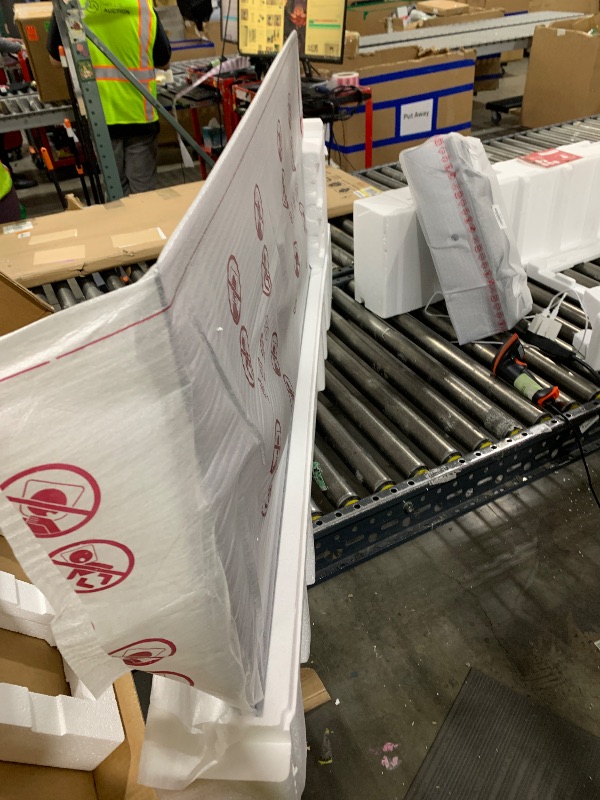 Photo 1 of LG 48-Inch Class OLED evo AI Super Upscaling 4K C5 Series Smart TV w/Dolby Atmos & Vision, HDR10, Filmmaker Mode, Wow Orchestra, Alexa Built-in (OLED48C5PUA, 2025)
