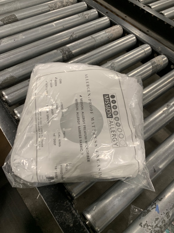 Photo 1 of Dust Mite and Allergen Proof Mattress Encasing (Cover); “Premium Microfiber” (Queen; 12" deep)