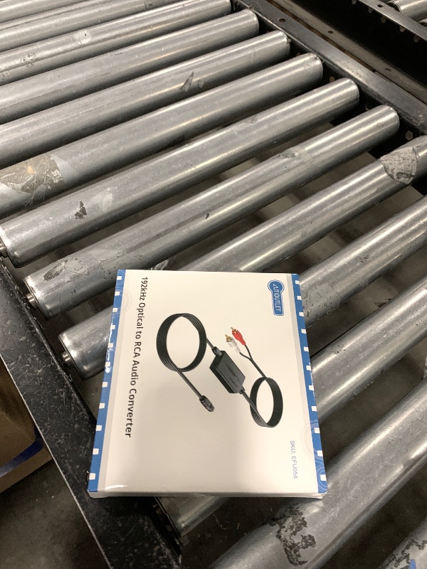 Photo 1 of AUTOUTLET 192kHz DAC Digital to Analog Audio Converter 7ft/2.1m Digital Audio Optical to RCA Male Cable for HDTV, DVD, Blu-Ray Players and Game Consoles