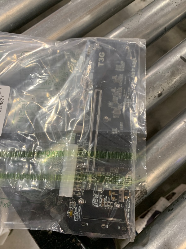 Photo 1 of JMT ADT-UT3G USB4.0 Docking Station 64G PCIe4.0x4 to Laptop Graphics Card External Conversion Adapter Compatible with Thunderbolt 3 4