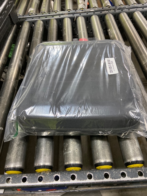 Photo 1 of FeiyuTech SCORP Mini 3 Pro [Kit] AI Tracking Camera Stabilizer with Bag+Fill Light+Extension Pole, Detachable Remote Handle, 4.4lbs Payload All in One Gimbal Stabilizer for Camera & Smartphone