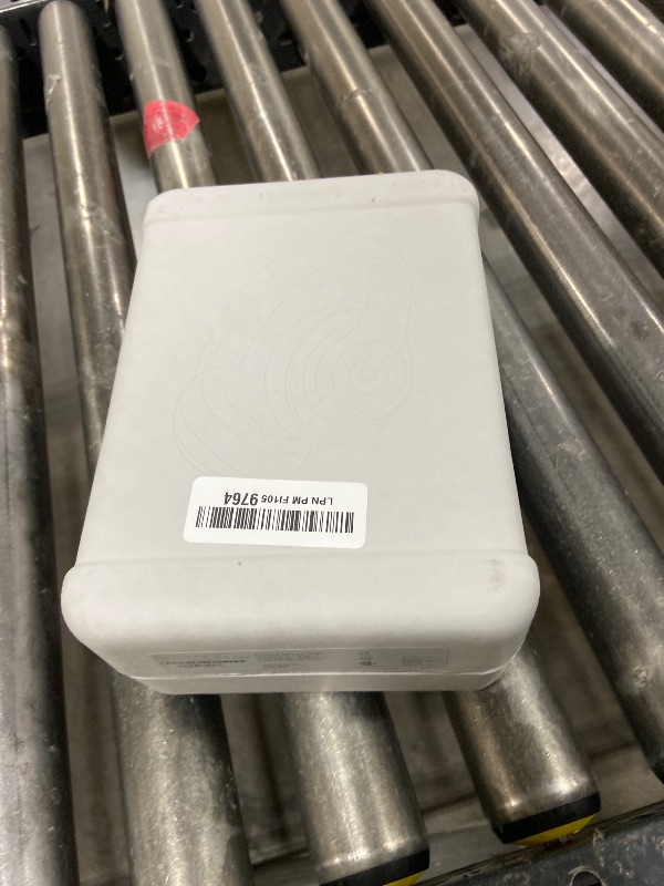 Photo 1 of Beats Studio Pro - Premium Wireless Over-Ear Headphones- Up to 40-Hour Battery Life, Active Noise Cancelling, USB-C Lossless Audio, Apple & Android Compatible - Deep Brown