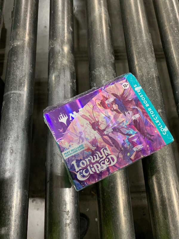 Photo 1 of Magic: the Gathering Lorwyn Eclipsed - Collector Booster Box | 12 Packs