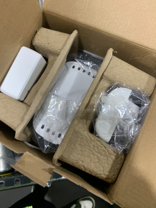 Photo 1 of Waterpik Sonic-Fusion 2.0 Professional Flossing Electric Toothbrush with Water Flosser Combo Two In One, For Daily Gum Care and Cleaning Teeth, Braces, Implants, White SF-04CD010-1, Packaging May Vary