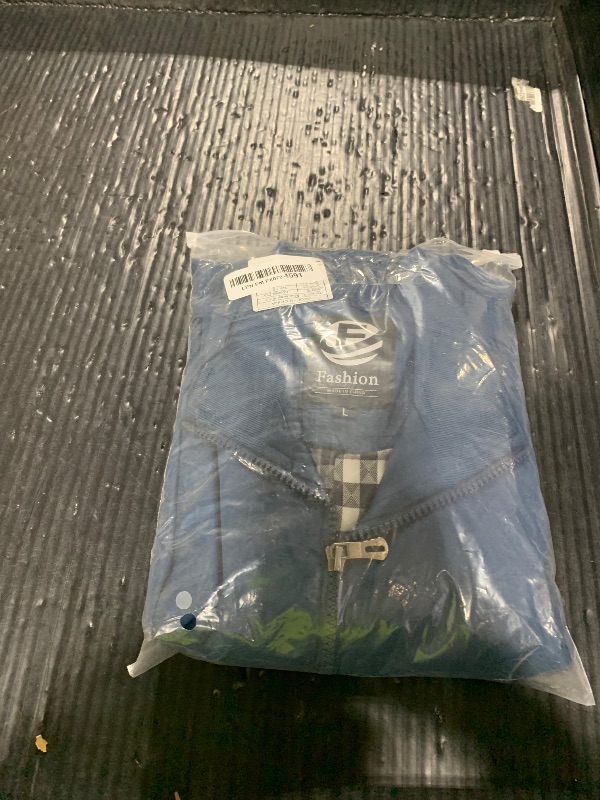 Photo 1 of URBANFIND Men's Sports Shell Jacket Lightweight Windbreaker Outdoor Recreation Coat US L Blue