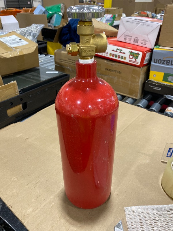 Photo 1 of New 60 cu ft Steel Argon Gas Cylinder with CGA580 Valve