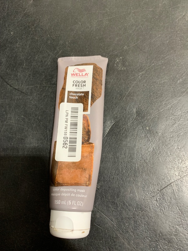 Photo 1 of ********USED*******Wella Professionals Color Fresh Mask | Chocolate Touch | Natural Shade | Hair Color-Depositing Mask | Vegan Formula with Avocado Oil | Zero Damage | Silicone Free | 5 Fl Oz