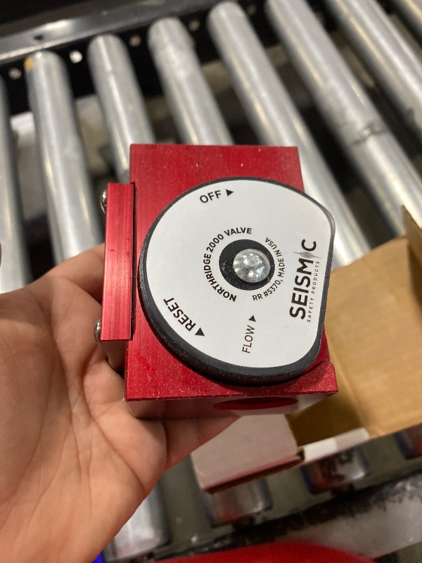 Photo 1 of Andreas Fault Northridge Earthquake 2000 Valve Manual Gas Sensitive Shut off Tool w/Built in Level (3/4")