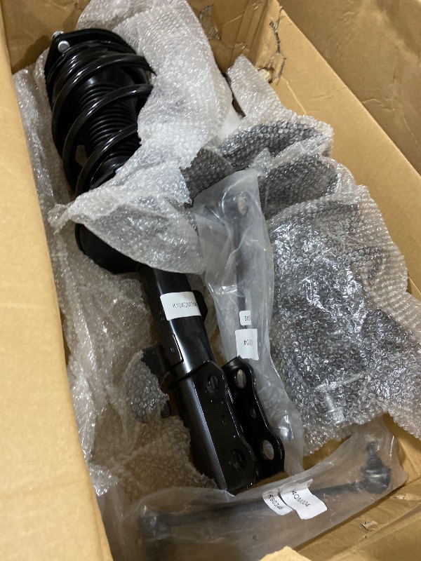 Photo 1 of Struts Shock suspension kit for 2008 2009 2010 2011 for Toyota Highlander(FWD) Front and Rear Pair Complete Strut Assembly,Stabilizer Bar Link Kit 8 Pcs, 11617 11618 172485 172486 K90344 K90345