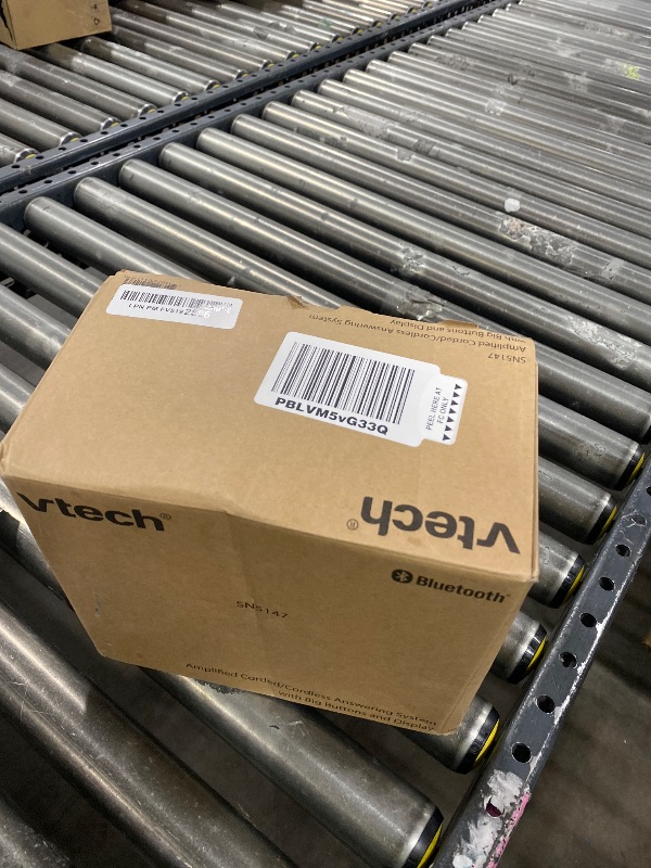 Photo 1 of VTech SN5147 Amplified Corded/Cordless Senior Phone with Answering Machine, Big Buttons, 90dB Extra-Loud Visual Ringer, 50dB Audio Assist, Call Blocker, White