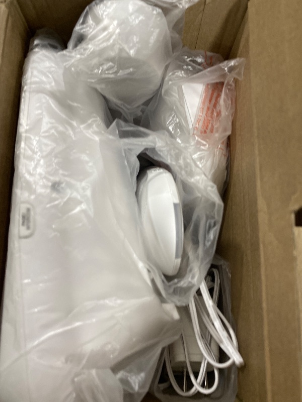 Photo 1 of VTech SN5147 Amplified Corded/Cordless Senior Phone with Answering Machine, Big Buttons, 90dB Extra-Loud Visual Ringer, 50dB Audio Assist, Call Blocker, White