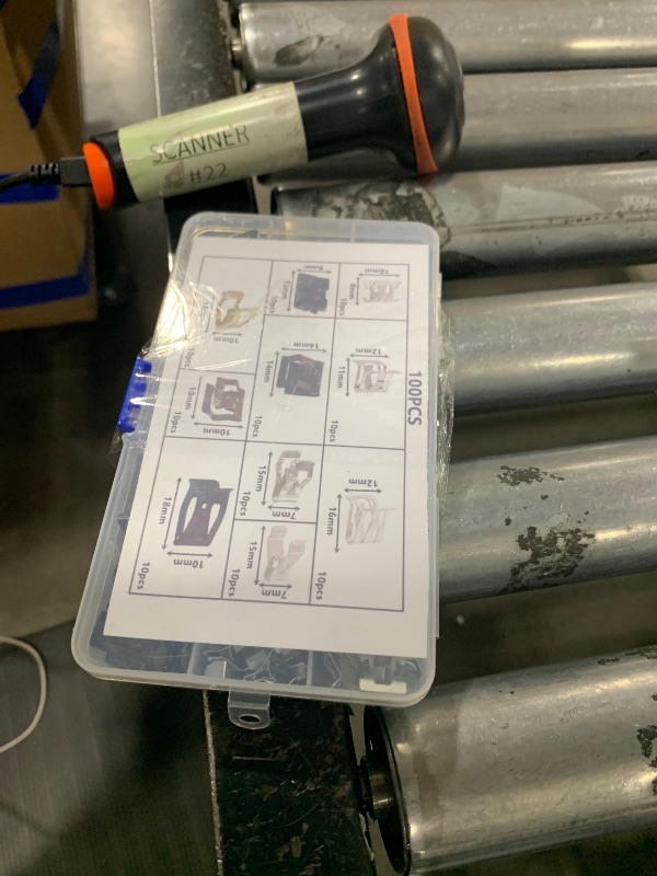 Photo 1 of 100Pcs 10 Sizes Auto Car U-Clip Metal Trim Panel Spring Clip Trim Moulding Clip Kit 4A0-867-276A Compatible with VW Audi