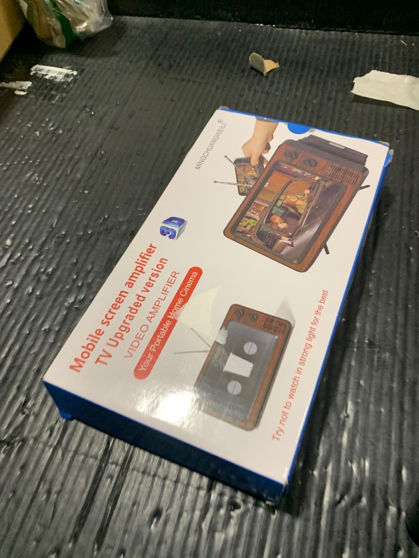 Photo 1 of 12'' Screen Magnifier for Cell Phone,Retro TV Amplifier 3D HD Mobile Phone Screen Magnifying Enlarger for Movies Videos Games, Foldable Screen Amplifier Fit for All Smartphones (Silver-12inch)