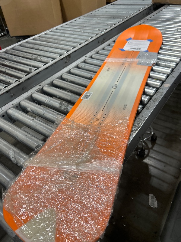 Photo 1 of Bataleon Party Wave Men's Freeride Powder Snowboard, 154cm