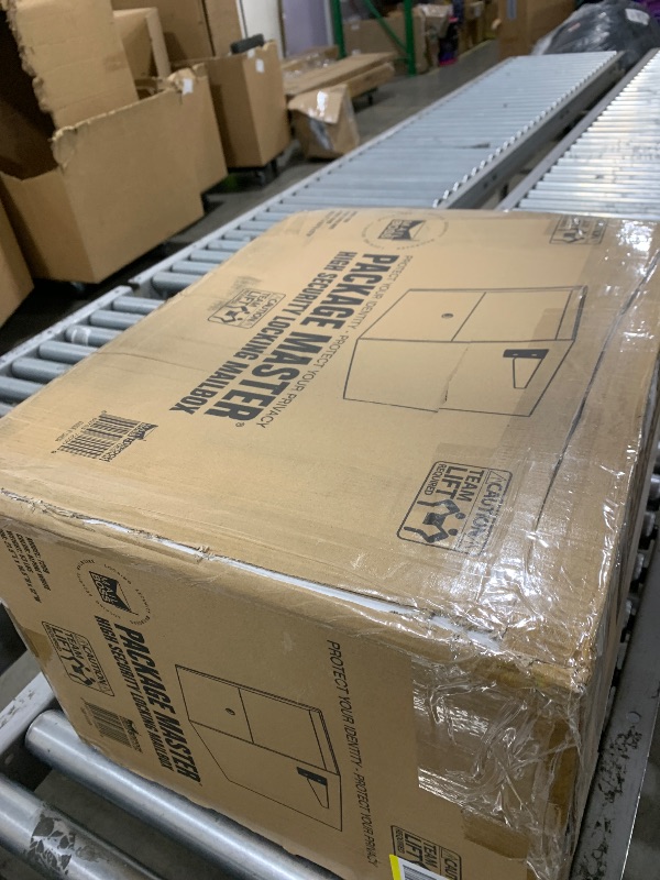 Photo 1 of Mail Boss 7209 Package Master Curbside Locking Security Mailbox, Alpine White