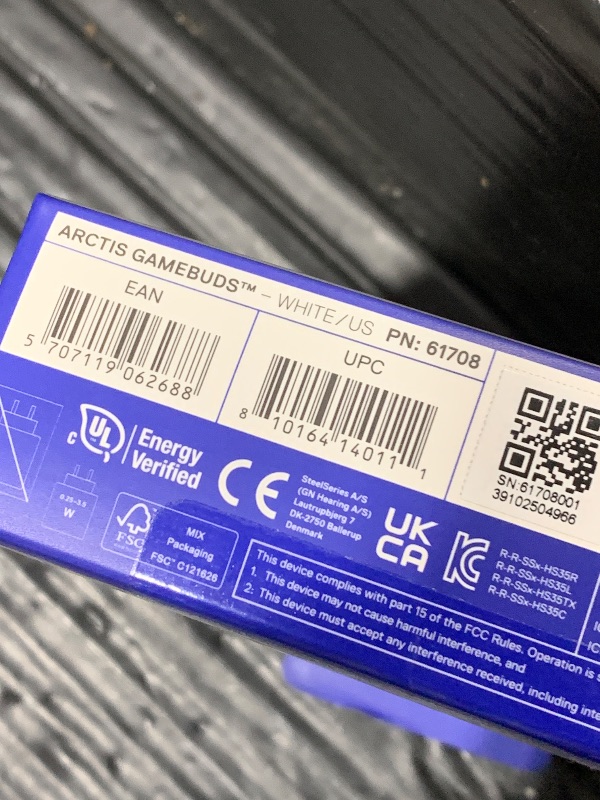 Photo 1 of SteelSeries Arctis GameBuds for PlayStation/PC/Switch/Mobile — Quick-Switch 2.4GHz + Bluetooth 5.3 — Active Noise Cancelling — 100+ Game Audio Presets — 40H Battery with Qi Charging Case - White