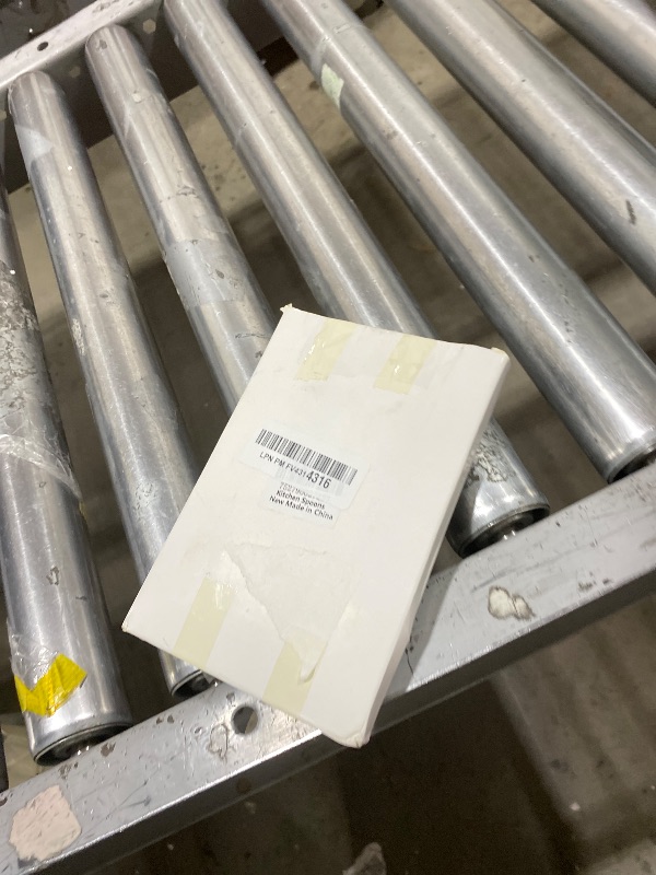 Photo 1 of 10 PCS Grapefruit Spoons, Stainless Steel Grapefruit Spoon Utensil Set, Serrated Edge & Thick Gauge Handle, Silver Kitchen Tool with Non-stick Plating for Kiwi, Dessert, Apple, Citrus Fruit