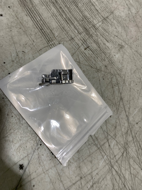 Photo 1 of 1/4'' (Quarter Inch) Quilting Patchwork Sewing Machine Presser Foot with Edge Guide for All Low Shank Snap-On Singer, Brother, Babylock, Euro-Pro, Janome, Juki, Kenmore, New Home, White, Simplicity