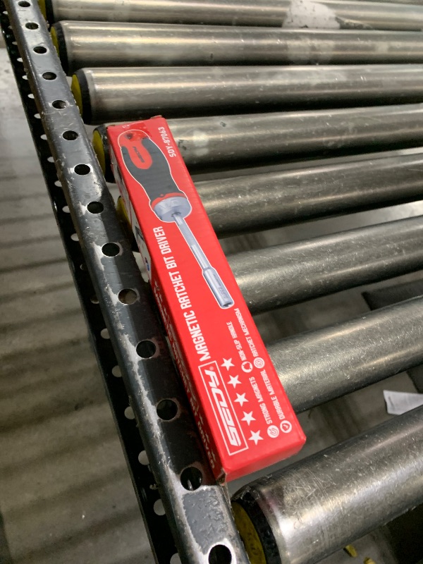 Photo 1 of 1/4? Magnetic Ratcheting Screwdriver, Durable Bit Holding Screwdriver With Non-Slip Handle 220mm Long Multi Tip Screwdrivers Ratchet Bits Driver Ergonomic Cushion Grip For Garage & Daily Repair