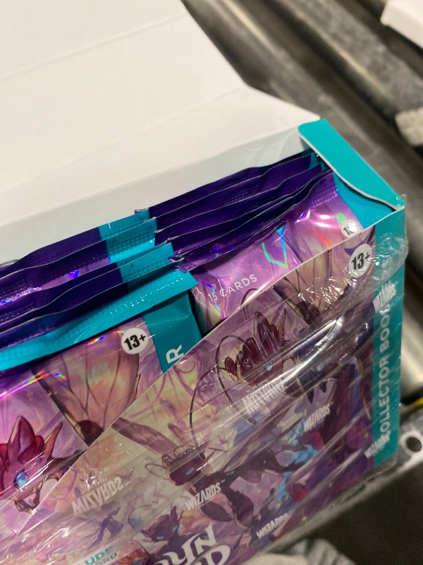 Photo 1 of Magic: the Gathering Lorwyn Eclipsed - Collector Booster Box | 12 Packs