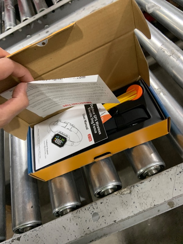 Photo 1 of VERSMELO GPS Wireless Dog Fence, Electric Fence for Dogs, Perimeter Collar Fence System, Radius 33-1999 Yards, IPX7 Waterproof, Beep Vibration Shock Correction, for Pets Over 18 Lbs