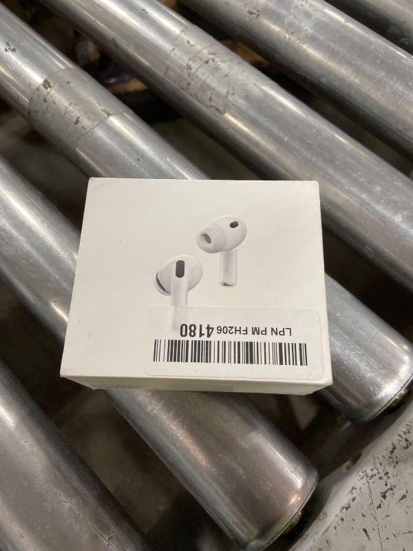 Photo 1 of Apple AirPods Pro 3 Wireless Earbuds, Active Noise Cancellation, Live Translation, Heart Rate Sensing,Hearing Aid Feature,Bluetooth Headphones,Spatial Audio, High-Fidelity Sound, USB-C Charging, White